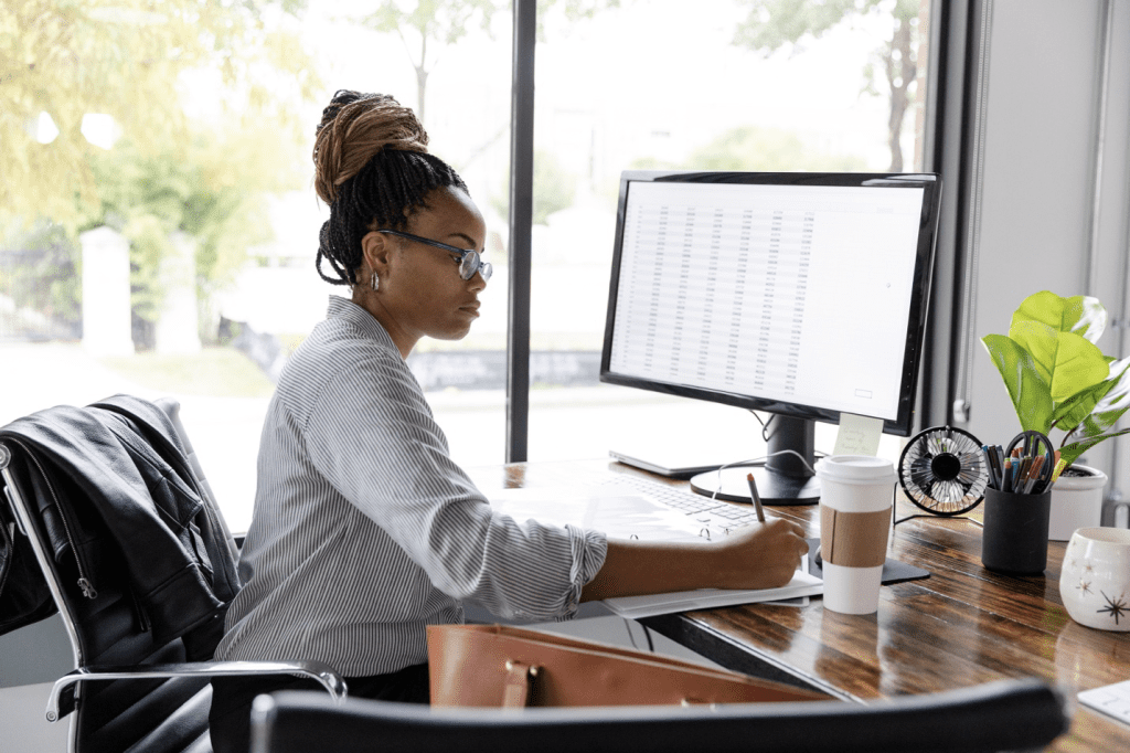 digital cleanup organise wellness wellbeing working employee flexible work remote working photo credit- Microsoft Stock Images